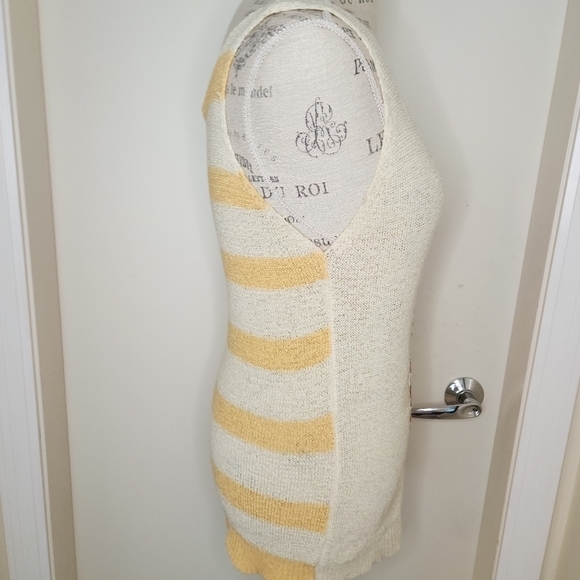 Stripe knit sequin pineapple top - Picture 3 of 9